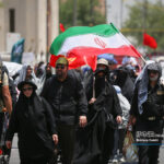 در طول اربین ، برای درمان آسیب پوست از خورشید به حباب اجباری است.