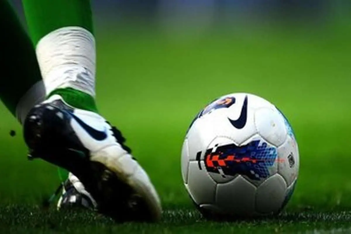 Foggy Football Pioneer از چند بازیکن فوتبال