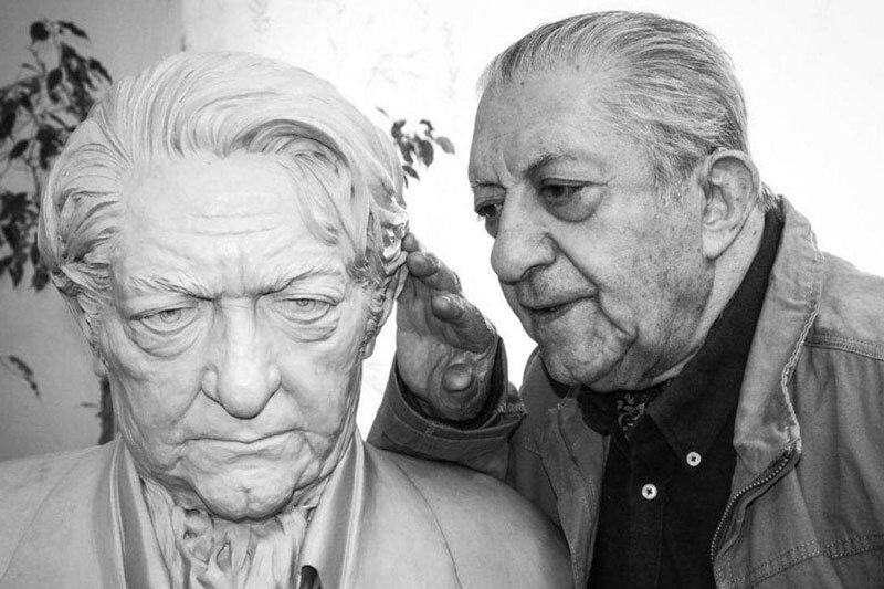 وقتی Ezzatollah Entezami مورد قبلی را بخوانید