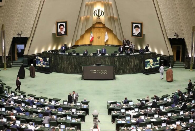 چرا جلسات عمومی پارلمان را برگزار نمی کنید؟! 18 چرا جلسات عمومی پارلمان را برگزار نمی کنید؟!