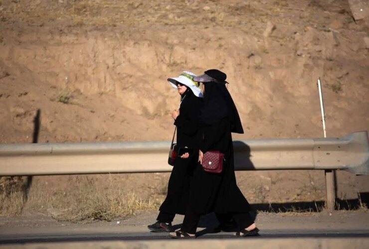 تصاویر زائران معبد امام رضا 25 تصاویر زائران معبد امام رضا