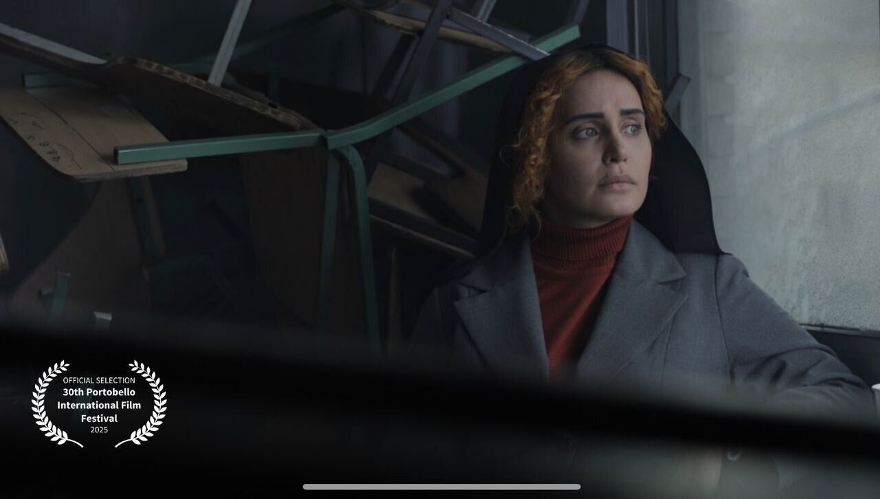 Elnaz Shackrodost به انگلیس می رود