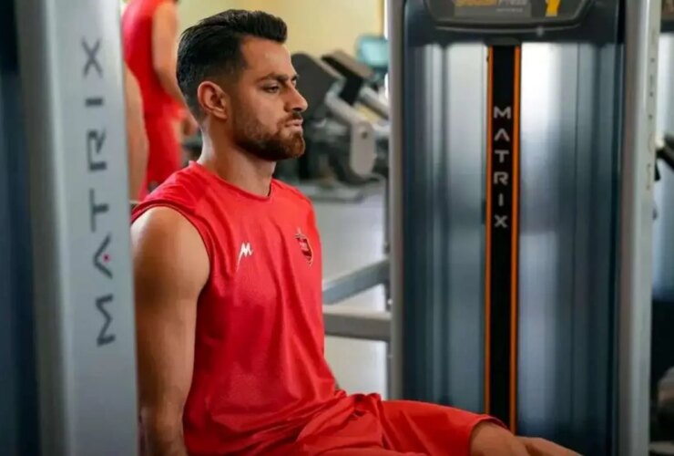 آماده سازی ستاره مصدوم برای بازی با پرسپولیس سپاهان 3 آماده سازی ستاره مصدوم برای بازی با پرسپولیس سپاهان