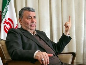 محمد صدر: مراکز دفاعی کشور به اسرائیل به روسیه