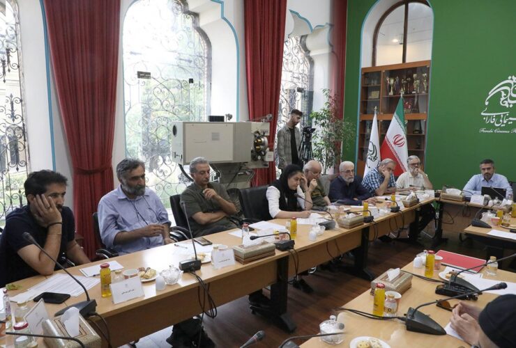 به نمایشگرهای فیلمبرداری - اخبار آنلاین رسیده است
