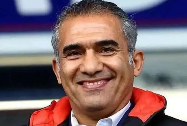 تصویر ؛ پاسخ عاطفی عقاب آسیا پس از پیپولیس در سپاهان پیروز شد
