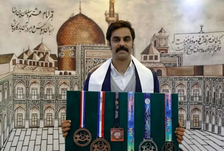 گریه خشونت آمیز مهدی ماهانی در آنتن زنده