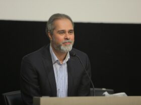 هیچ کس به "ادیسه فضایی" اعتقاد نداشت ، اما او به یک خطر بزرگ توجه کرد