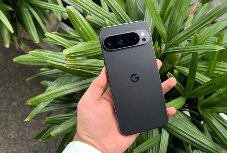 جنگ بزرگ کشتی های دریاسالار ؛ پیکسل 10 در برابر گلکسی S25 و آیفون 16 21 پیکسل 9