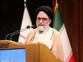 Abtahi از وزیر اطلاعات/ پایان ، چادر در مجتمع های داخلی سالها شکایت می کند