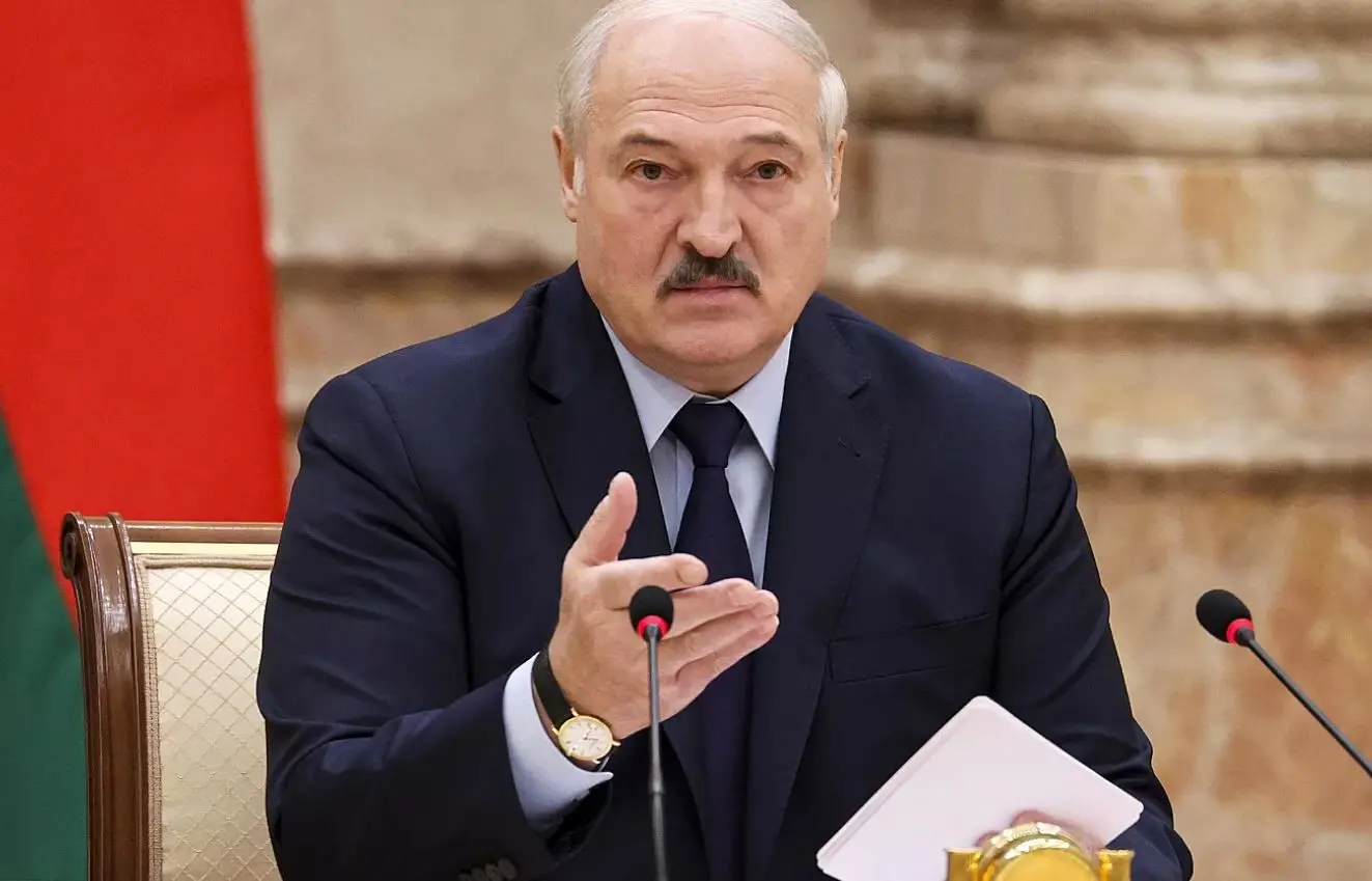 Lukashenko: ما آماده میزبانی جلسه Zelnski و Putin هستیم