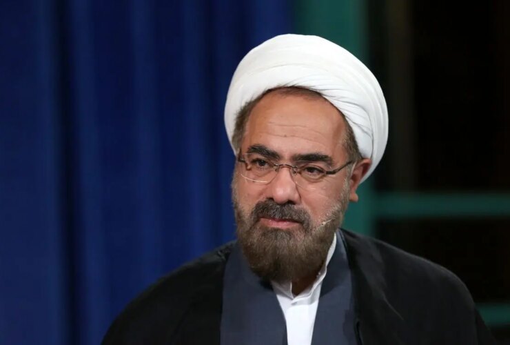 Morteza javadi Amoli: علی لارژانی با وجود کمبود عشق در پایین سیستم متوقف شد