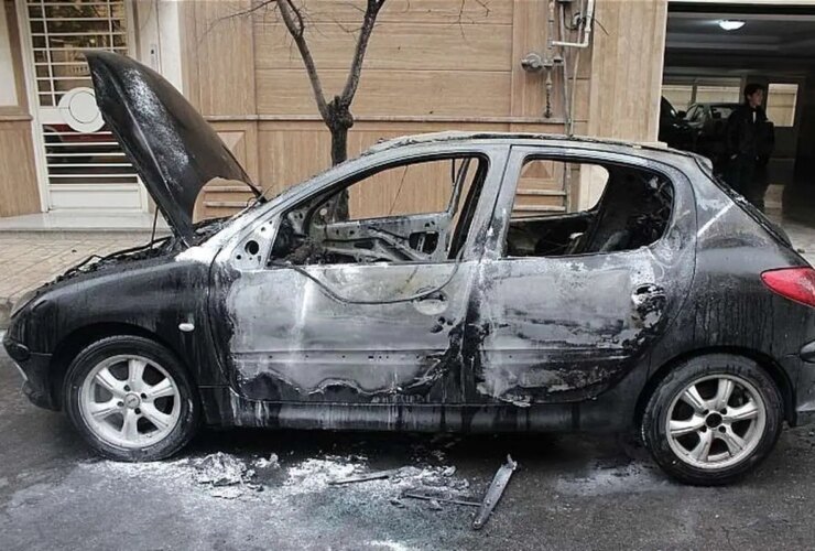 آتش در پیروزی تهران ؛ ۱۶ در آتش