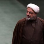 از Aghazades در توییتر ؛ درخواست روزنامه اصلی برای محاکمه