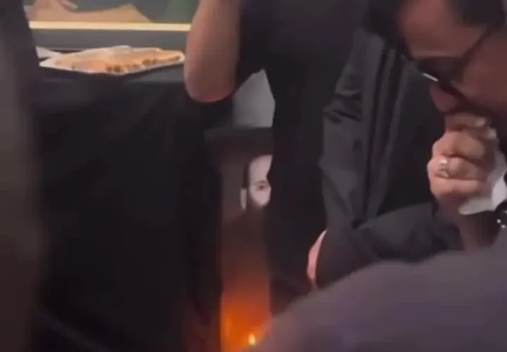 اشکهای محسن ابراهیمزاده در مراسم بدن سازی