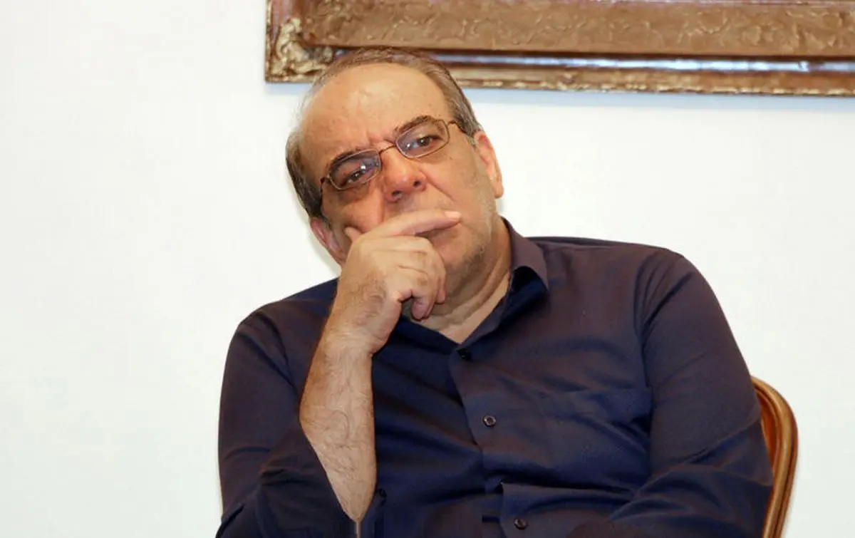 انتقاد عباس عبدی به سیستم اطلاعاتی: کار شما فقط در مورد حذف اخبار و عناوین نیست