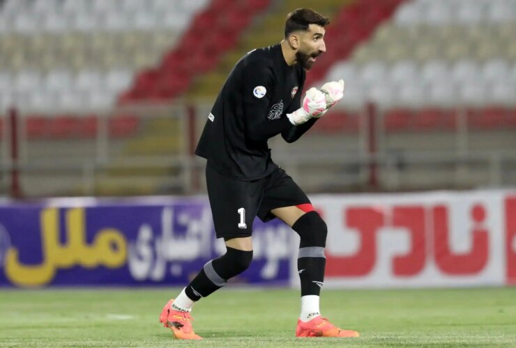 او تراکتور "مخلوط" بیرانوند را گرفت. تست جدید Zenozi 25 او تراکتور "مخلوط" بیرانوند را گرفت. تست جدید Zenozi