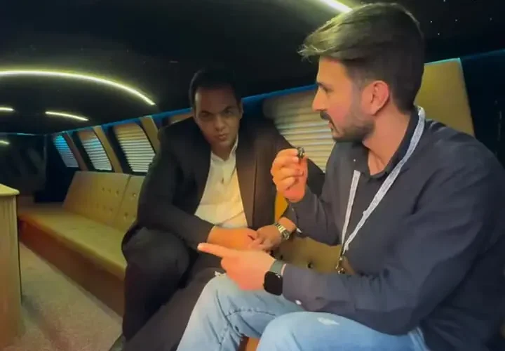 برای دیدن 2 و نیم متر در مشهاد!