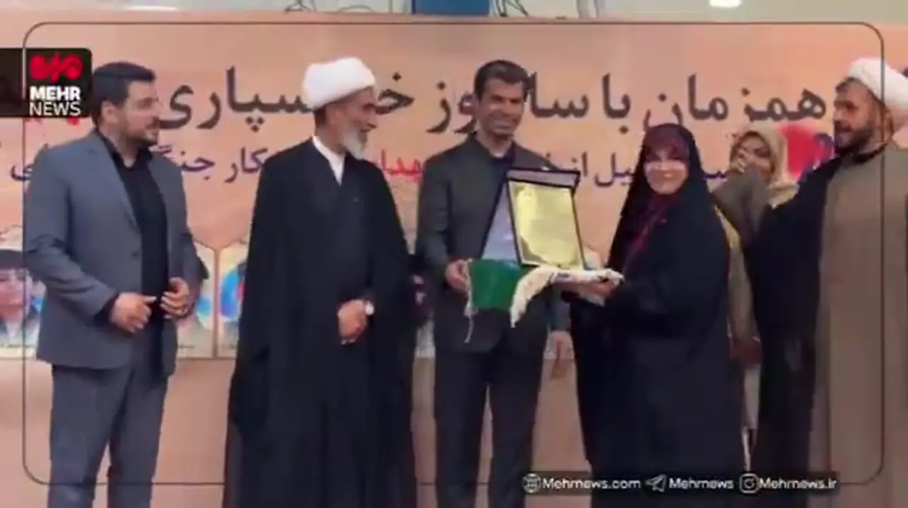 برای دیدن Sahar Emami Taekwondo نسل افتخاری را گرفت