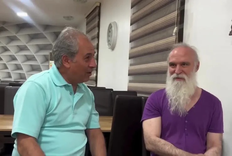 برای دیدن بداهه نوازی تحت بمباران تهران!