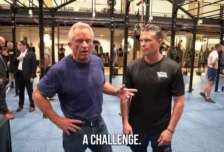 برای دیدن رقابت بارفیکس ترامپ از وزرای دفاع و بهداشت