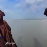 برای دیدن گردشگران سرگرم کننده "دریاچه دریاچه" مغولستان