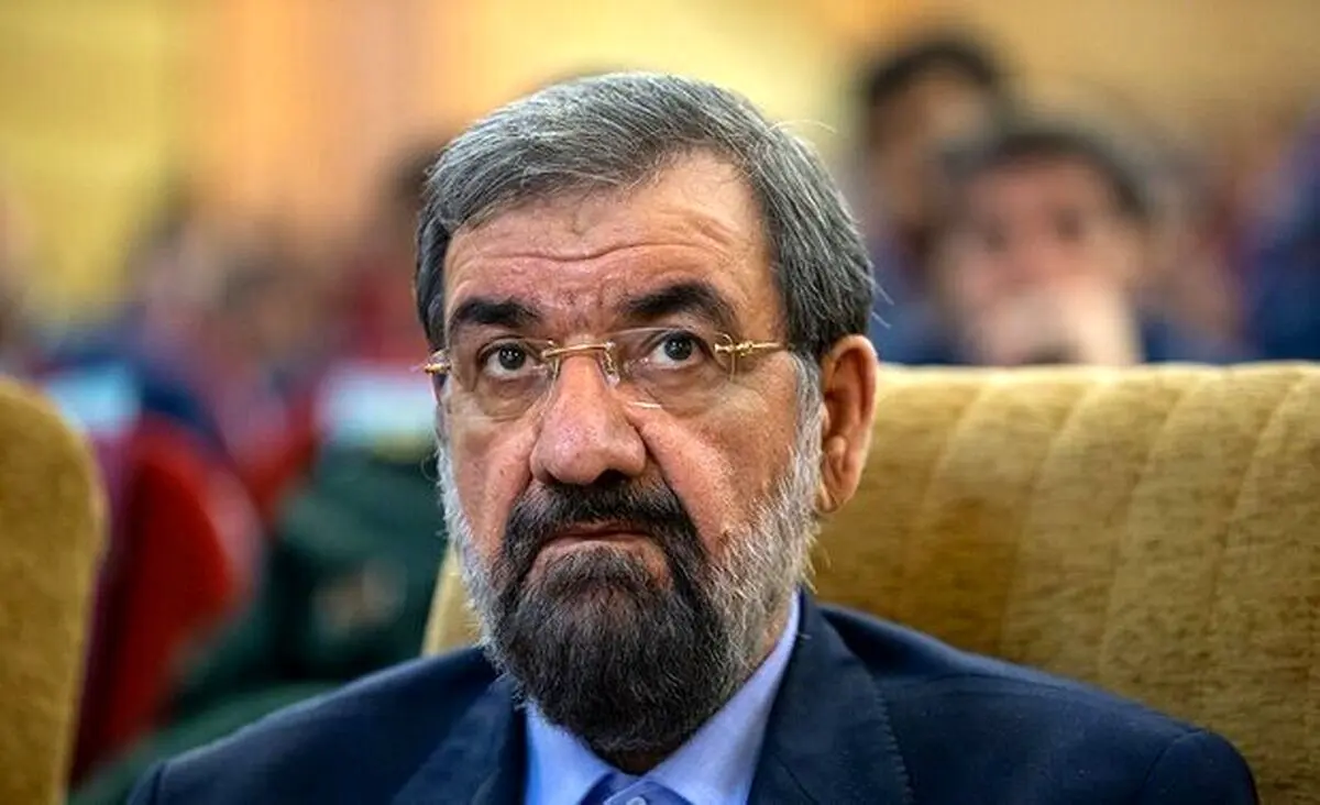 به Mohsen Rezai به آمریکایی ها: دست دو زنجیره را ببندید!