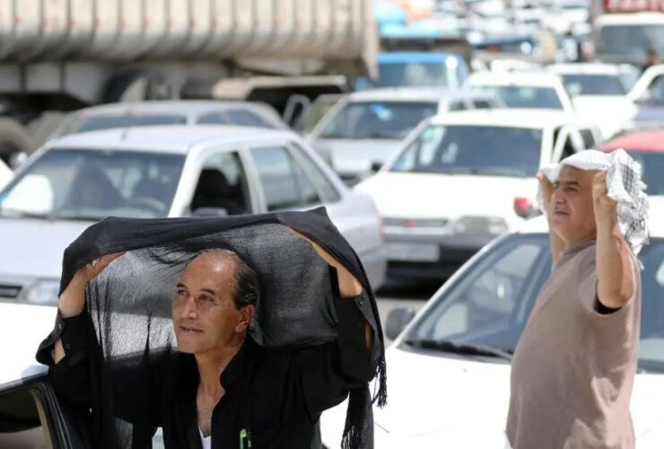 به معاون وزیر کشور در مورد زائران اربین مشاوره دهید