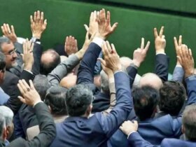 تاریخ توهین: دوقلوی و صدها نفر آغاز شد. پادشاهان بدتر شدند. هاردینرها ادامه یافتند