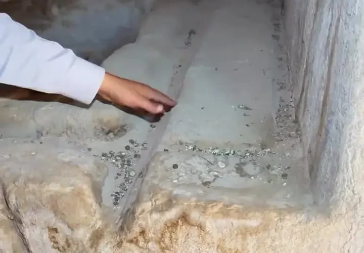 تصاویر از قبر داریوش بزرگ است