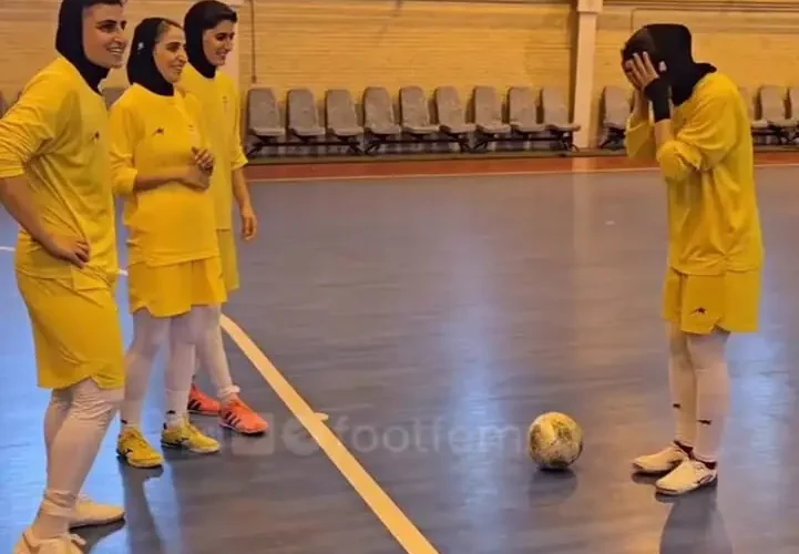 تمرکز بازیکنان تیم فوتسال بانوان ایران در حال افزایش مشکل هیجان انگیز است