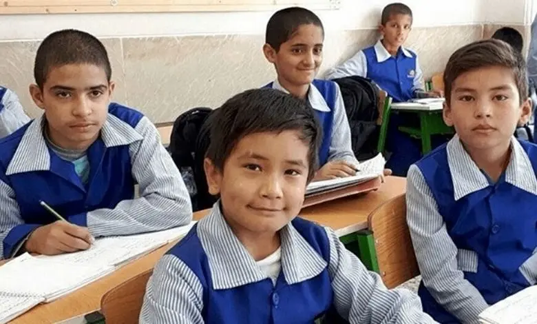 ثبت نام دانشجویان ملی غیرمجاز را به دستور وزارتخانه متوقف کنید