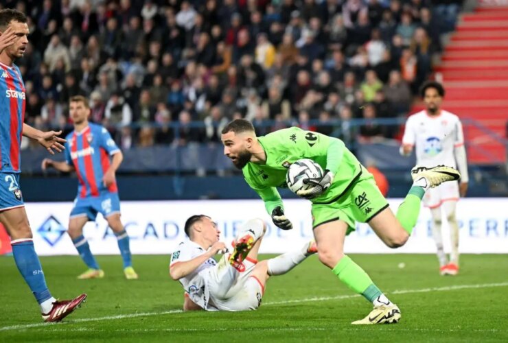 جانشین Alireza Biranvand در تراکتور 6 جانشین Alireza Biranvand در تراکتور