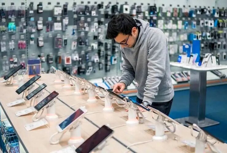 جهش تولید موبایل با ساخت یک دکمه!