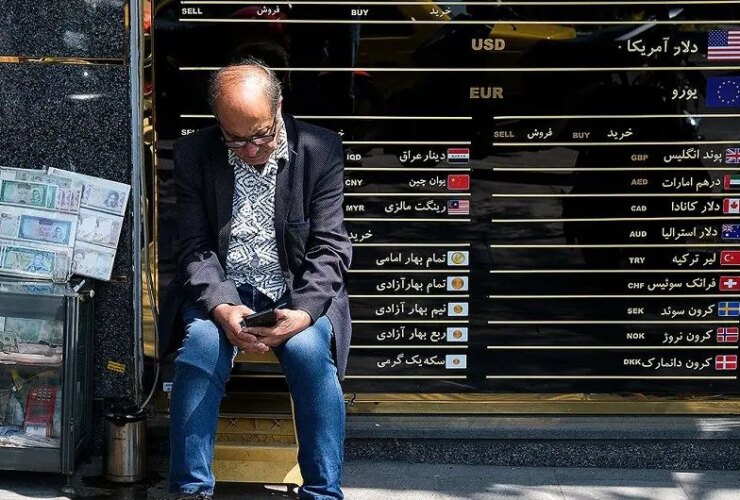 دو تخمین جدید از قیمت دلار