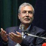 ربینی: مذاکرات نه تنها خیانت است بلکه یک جنبش مقدس است