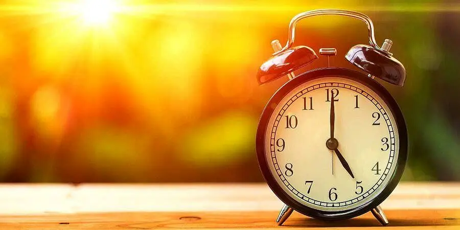 "صبح صبح" ؛ آیا واقعاً زندگی را تغییر می دهد یا فقط یک شعار اینستاگرام؟
