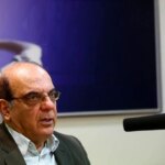 عباس عبدی: موضوع بیشتر از مشکلات سختکرانه نیست. قدرت ناشی از احمدی نژاد.