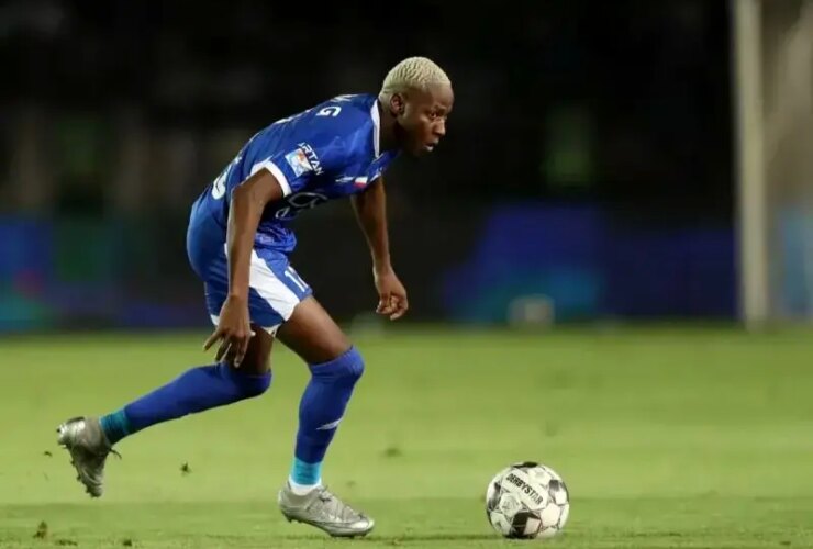 عملکرد موسی جنو در اولین بازی برای استقلال 9 عملکرد موسی جنو در اولین بازی برای استقلال