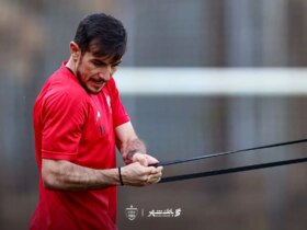 فرصتی برای فرار از احمد زاده از لیست مازاد پرسپولیس!