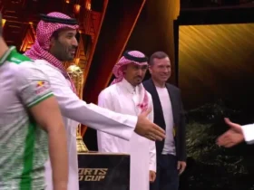 محمد بن سلمان جام بازی های الکترونیکی را اهدا کرد