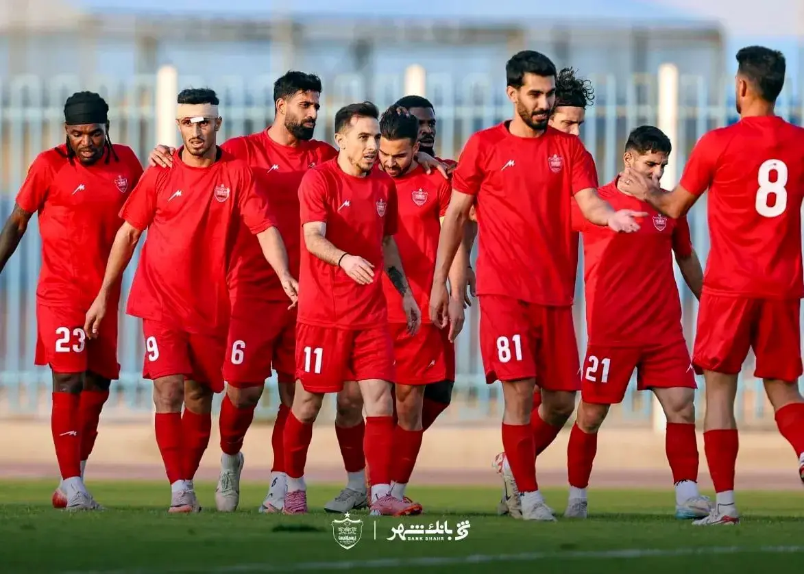 مشکل ضبط قراردادها حل شد. پرسپولیس ، با تمام نیروهای جلوی FAJ