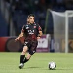 هافبک پرسپولیس در ایسفاهان و آهواز