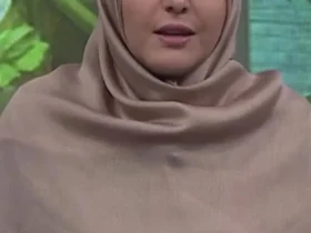 واکنش شدید Elmira Sharifi Moghaddam به توهین و هنگ فردوی توسط Zainab Mousavi