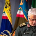 پاسخ شهید باگری به ادعاهای برادرش ؛ سردار باگری چه نوع تلفن همراه را ساخت؟