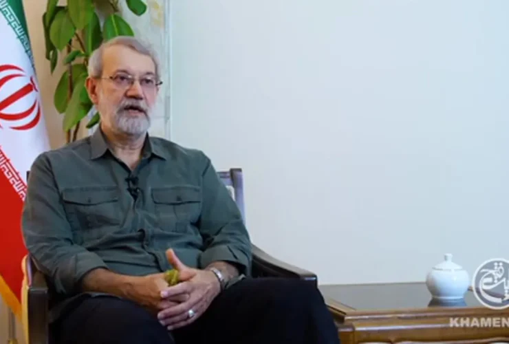 پاسخ علی لاژانی به این سؤال "آیا دوباره جنگ است"؟ 23 پاسخ علی لاژانی به این سؤال "آیا دوباره جنگ است"؟