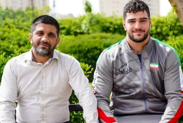 پسر فردیناند ، پسر مصنوعی دبیر علیزا: کشتی گیران مرد 33 پسر فردیناند ، پسر مصنوعی دبیر علیزا: کشتی گیران مرد