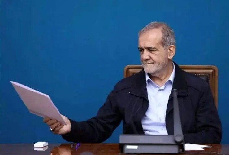 گروهی از استاد روزنامه نگاری به پزشکان: فیلتر را حذف کنید 36 گروهی از استاد روزنامه نگاری به پزشکان: فیلتر را حذف کنید