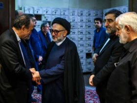تصاویر چهره های سیاسی در مراسم تشییع جنازه احمد توکولی