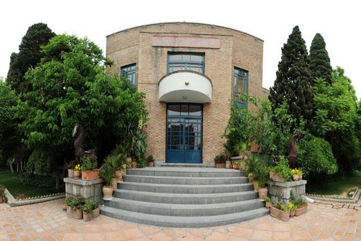 برنده اسکار در خانه هنرمندان را ببینید